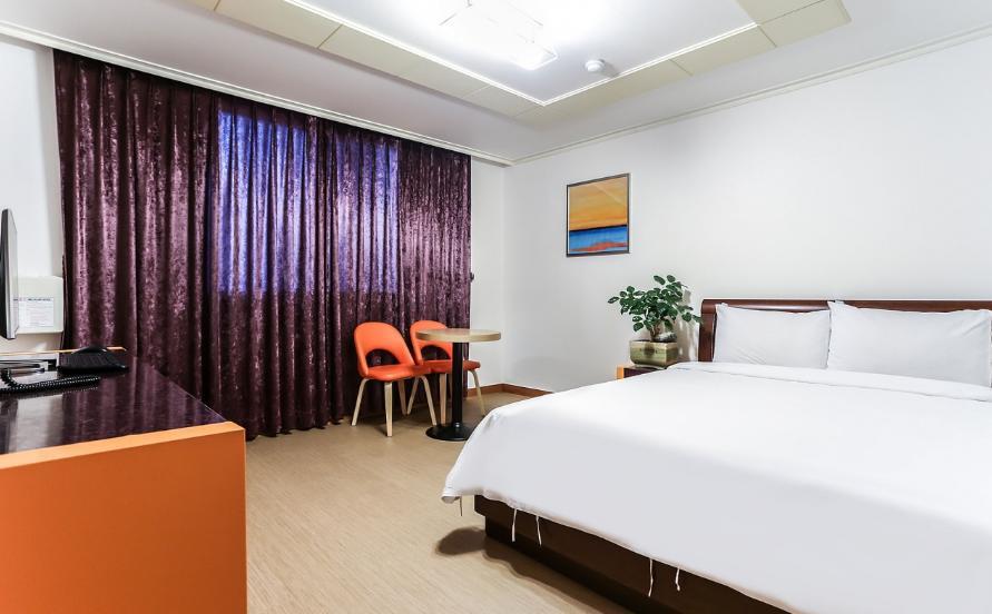 Crystal Motel Gangneung Exteriör bild